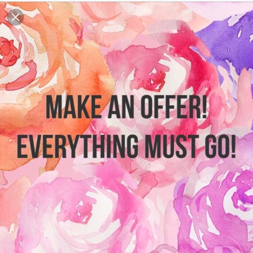 HELP A GIRL OUT AND MAKE AN OFFER!